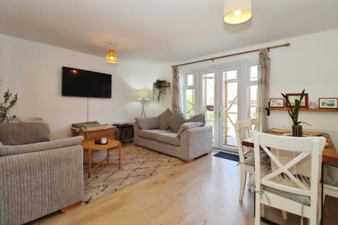 pbox-IMG.jpg