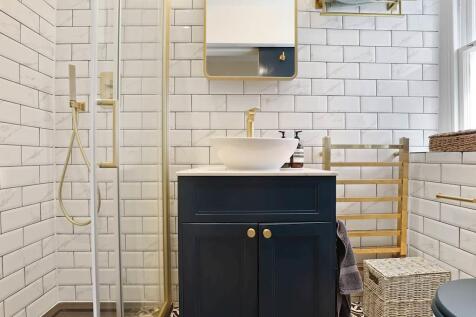 06-23dfJHHGLL - 7...