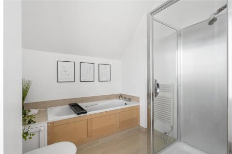 First Floor Bathroom