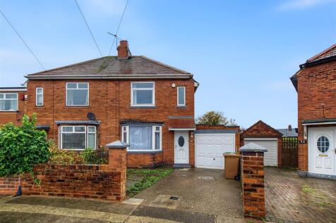 2 Bedroom Semi-Detached in SR5 1LZ