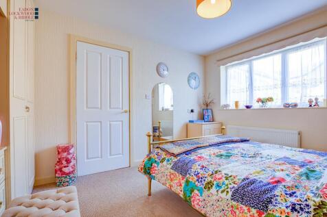 Bedroom 1.2.jpg