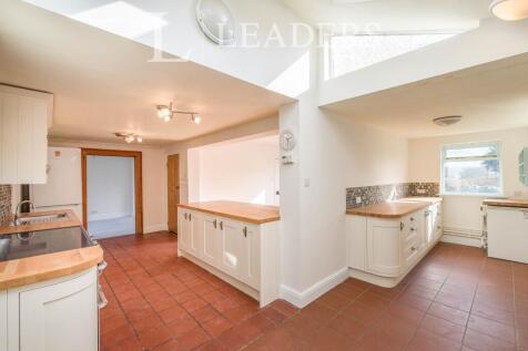 3 Kitchen(1)