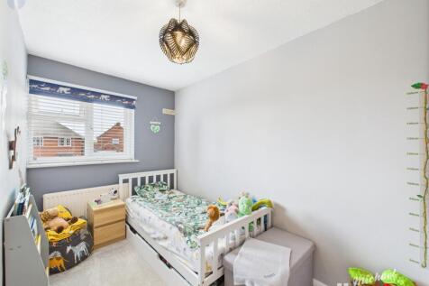 CAM03218G0-PR0694-STILL006