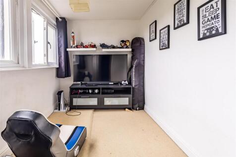 7 Chapel Road    (14).jpg