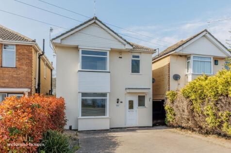 3 Bedroom Detached in BH14 0RL