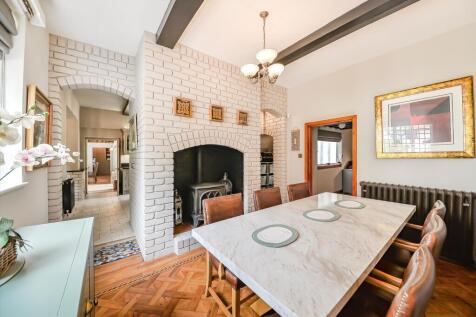 6 bed, 4 bath Detached in Birmingham - Photo 11