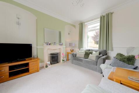 KITCHEN DINER AND LOUNGE