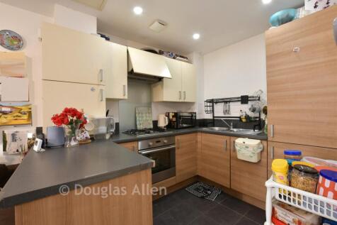 Lounge/Kitchen /Dining Room A