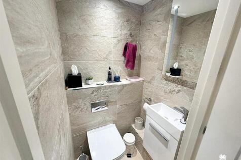 WhatsApp Image 2025-09-29 at 11.28.10 (6).jpg