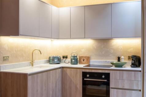 7C Queen Sq Kitchen 2.jpeg