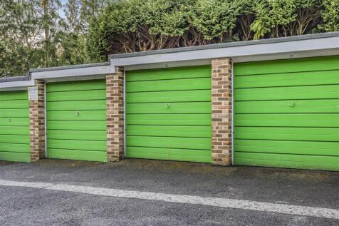 16 Woodlands, 32 Lindsay Road, Poole-PorticoMarket