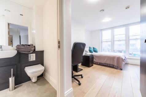 apt 18.jpg