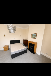 ** Zero Deposit Guarantee Available **
*Available Now* All Bills Included* Furnished Rooms* Double Bedrooms* Four WC/s* On Road Parking* B18 Close To City Centre* Eight Bedroom House Share*