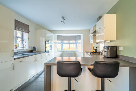 Kitchen/Dining Ro...