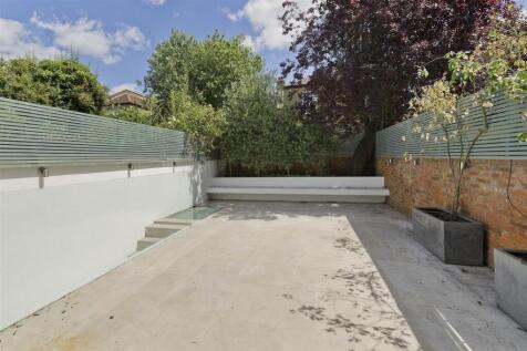 2 finstock rd-9106.jpg