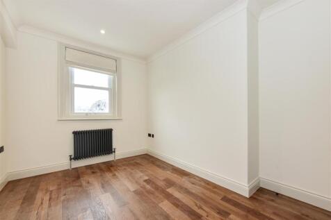 64 Queensway (4).JPG