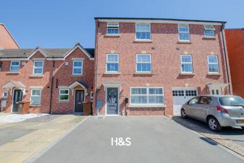 41 Snitterfield - Front.jpg