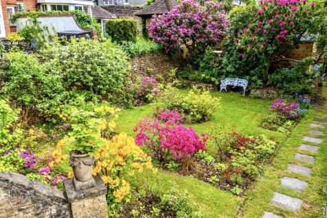 25044- 20 Arlington Drive_047.jpg