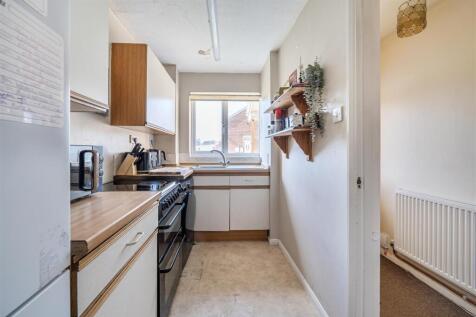 27 Tennyson Close, Towcester
