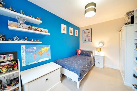 Burnet Close-13.jpg