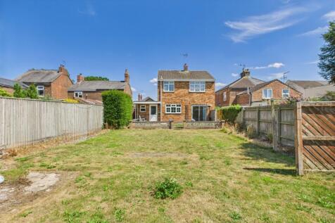 EweMove Spalding - Garden