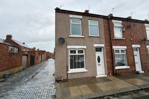 2 Bedroom House in DL1 4BG