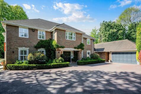 WHISTLER HOUSE EXTERNALS (2).jpg