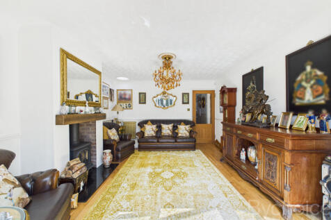 CAM05454G0-PR0043-STILL014