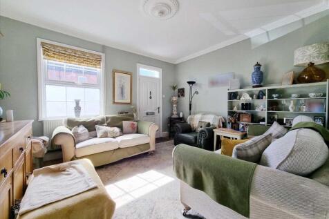 Lounge:
