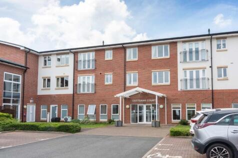 Eastbank Court/Lodge