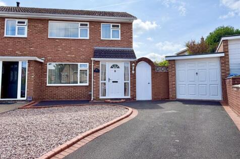 3 Walnut Drive-1.jpg