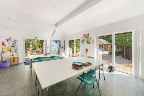 6 bed, 5 bath Detached in Bristol - Photo 37