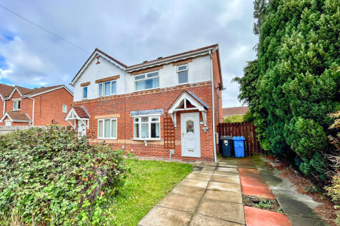 3 Bedroom Semi-Detached in HU9 1SY