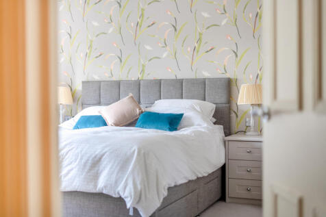 1360553-31-68dadb...