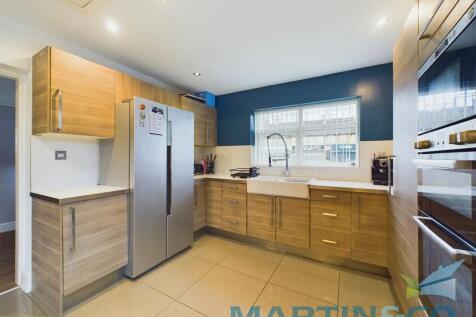 CAM01870G0-PR0147...