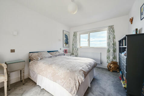 THE WHITE HOUSE -...