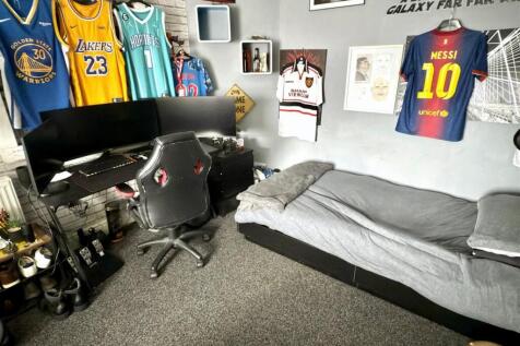 BED 2.jpg