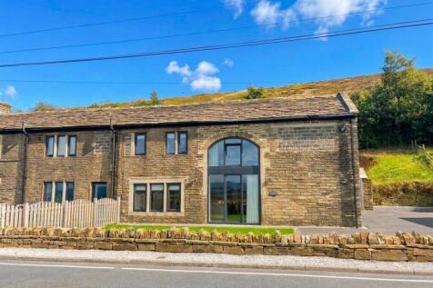 4 Bedroom House in HD3 3AR