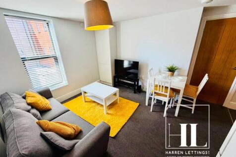 3 Bedroom Flat in NG2 7LD