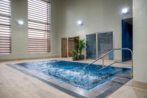 2 bed, 2 bath Apartment in glasgow - Photo 13