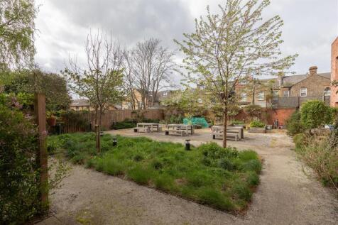 Gainsford Road E17