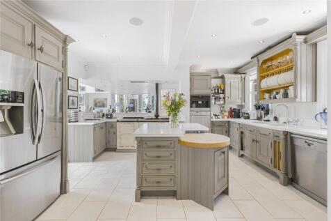 Kitchen/Breakfast Rm