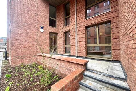 Entrance pic 1.jpeg