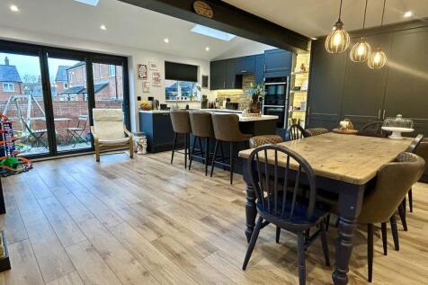 Kitchen/Diner/Family Room