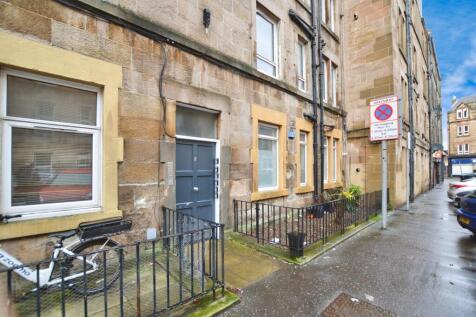 Centrally located in Gorgie is this comfortable one bedroom, unfurnished ground floor flat.