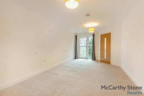 8683780-interior03.jpg