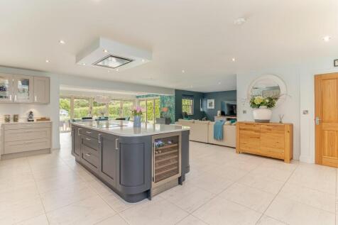 Living Dining Kitchen - G.jpg
