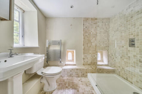 1296417-6-682daf2...