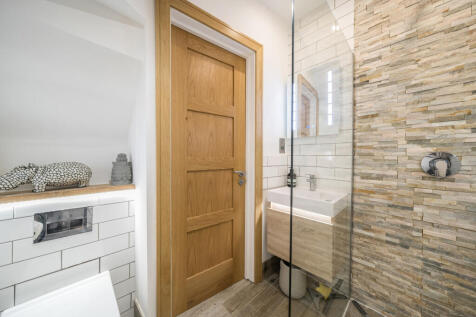 1342616-8-68a4ba5...