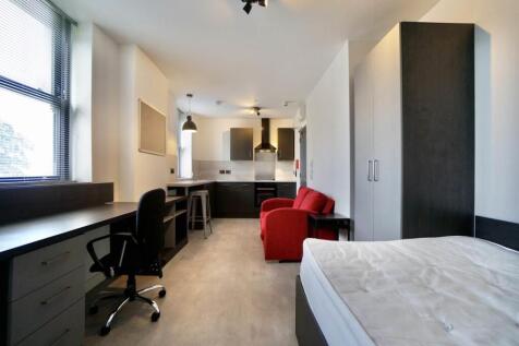 Flat in LL57 1NY